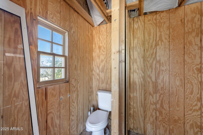 22-Casita Bathroom