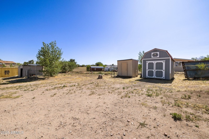25-Backyard_3