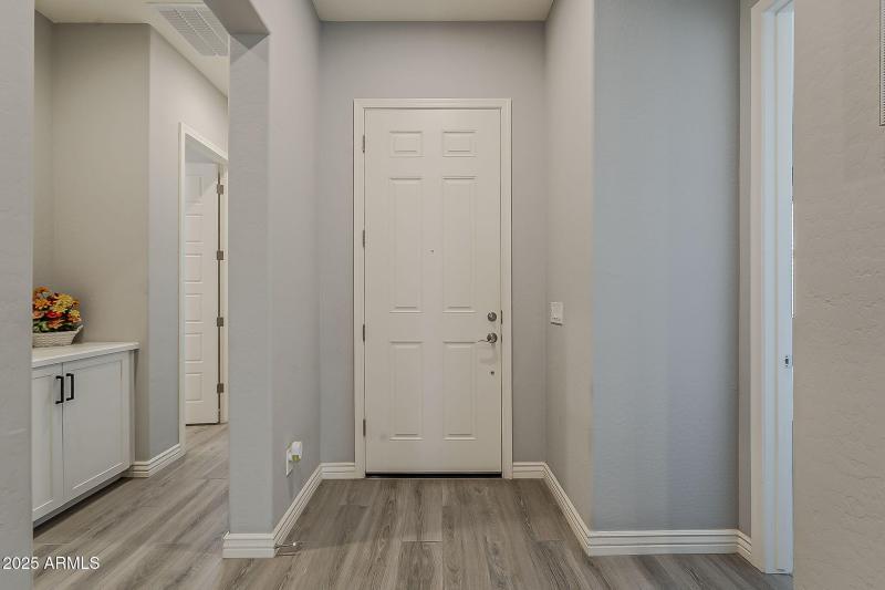 6-web-or-mls-Smoketree-6