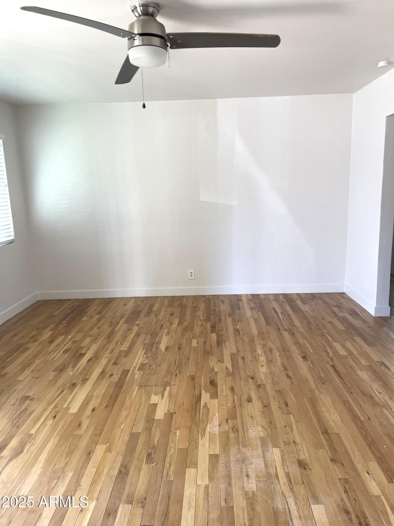 20250714_222420004_iOS