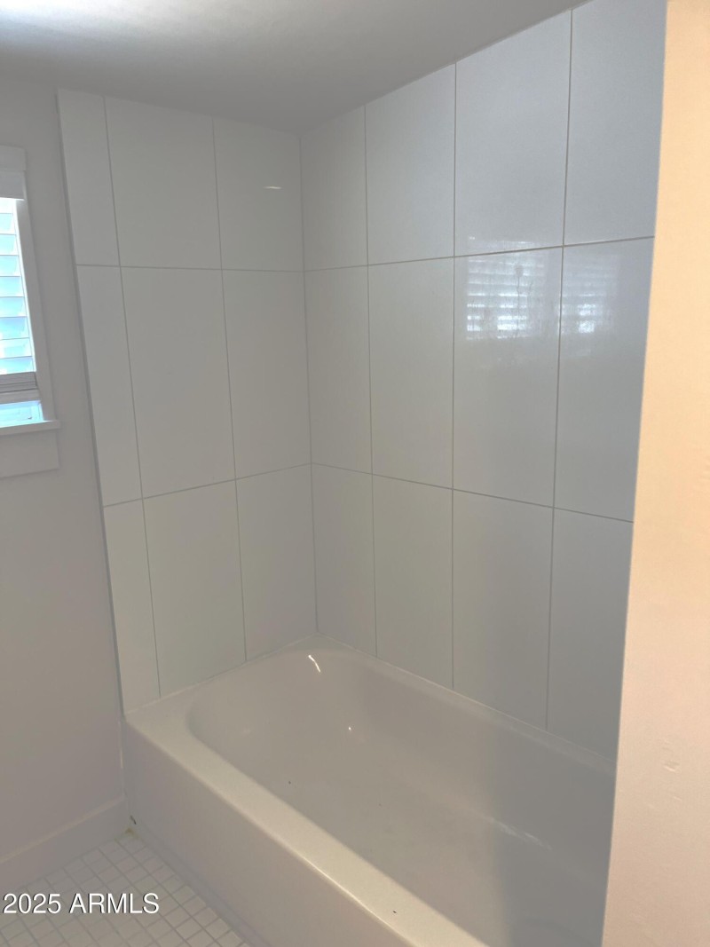 20250714_222449437_iOS