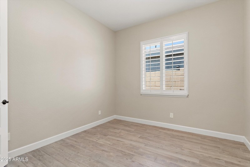 18-21248 W Hillcrest Blvd