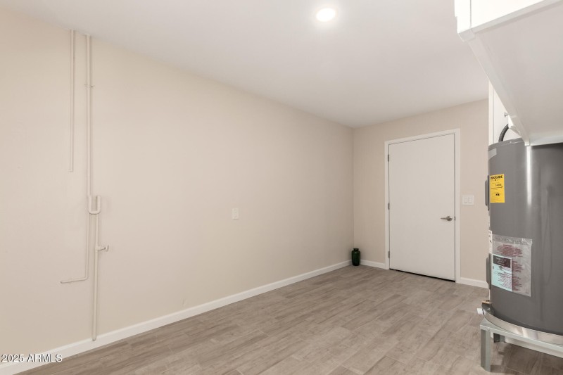 27 - Raintree 9713