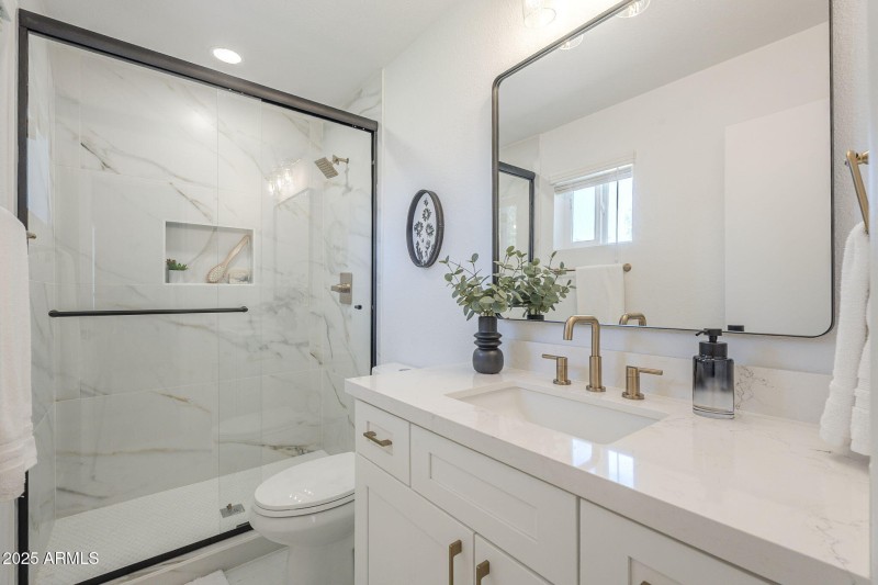 23-web-or-mls-Linda-23