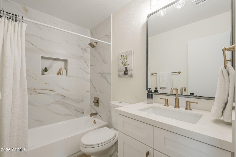 31-web-or-mls-Linda-31
