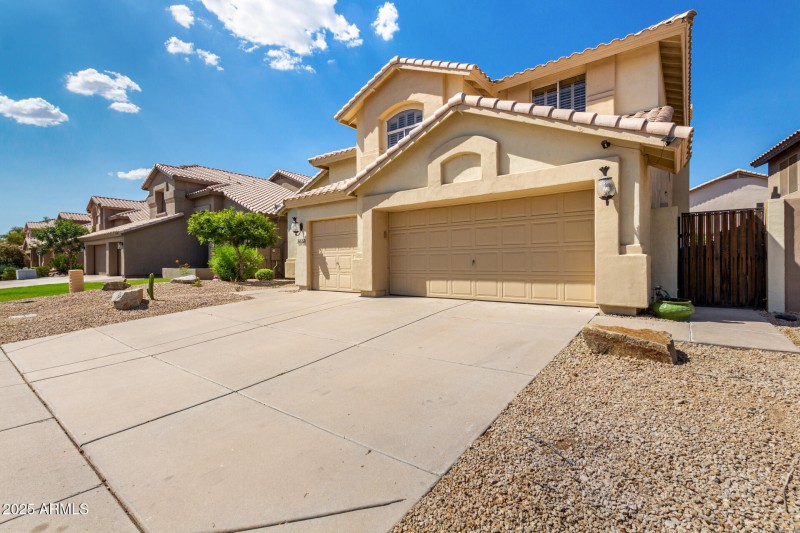 Corner Lot Views in Mountain Park Ranch