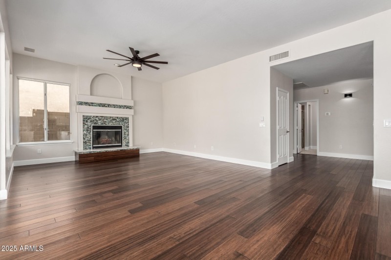 Spacious Great Room