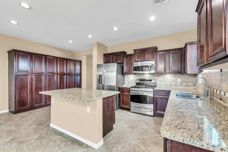 3443 S California St-12