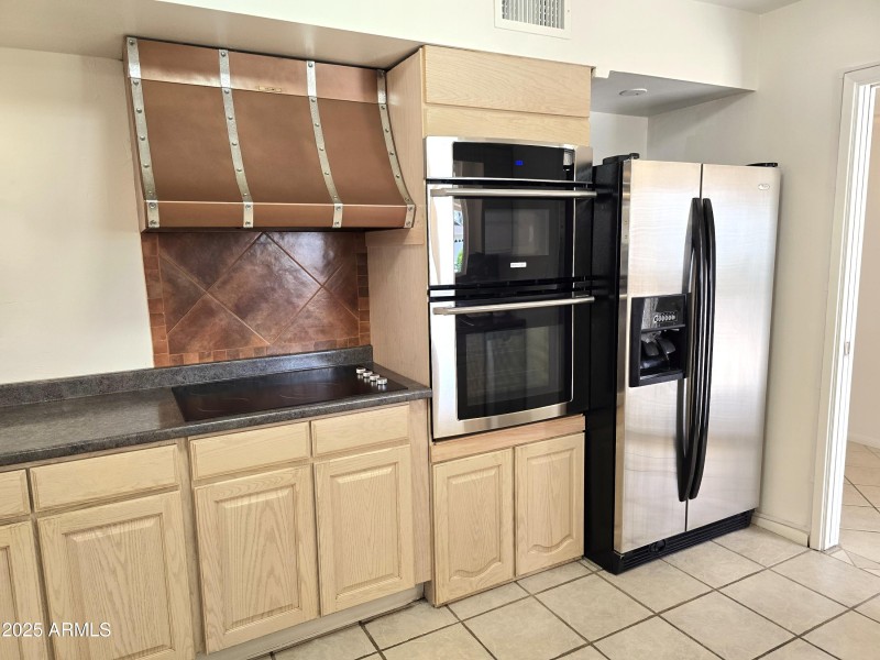 Kitchen 6