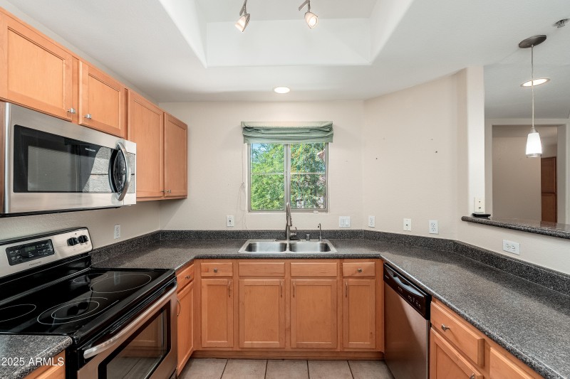 11680 E Sahuaro Dr UNIT 2024 - 13