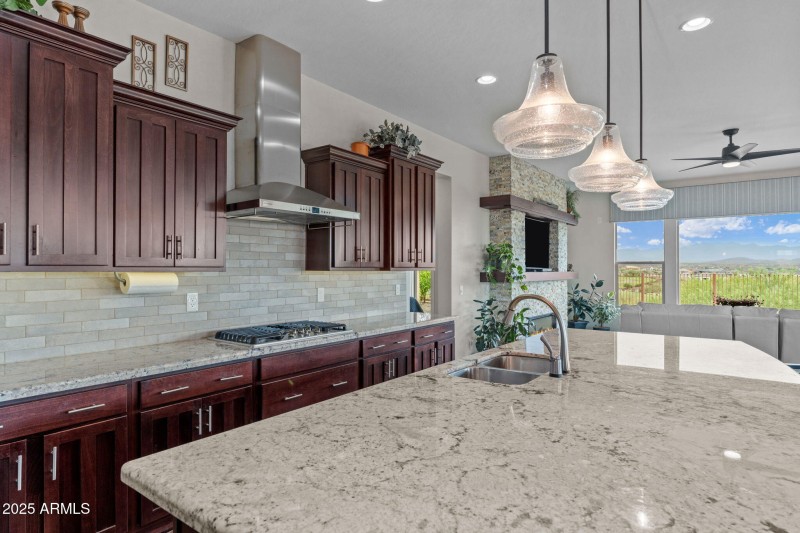 3328 Rising Sun Ridge