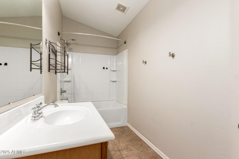 Upstairs full bath