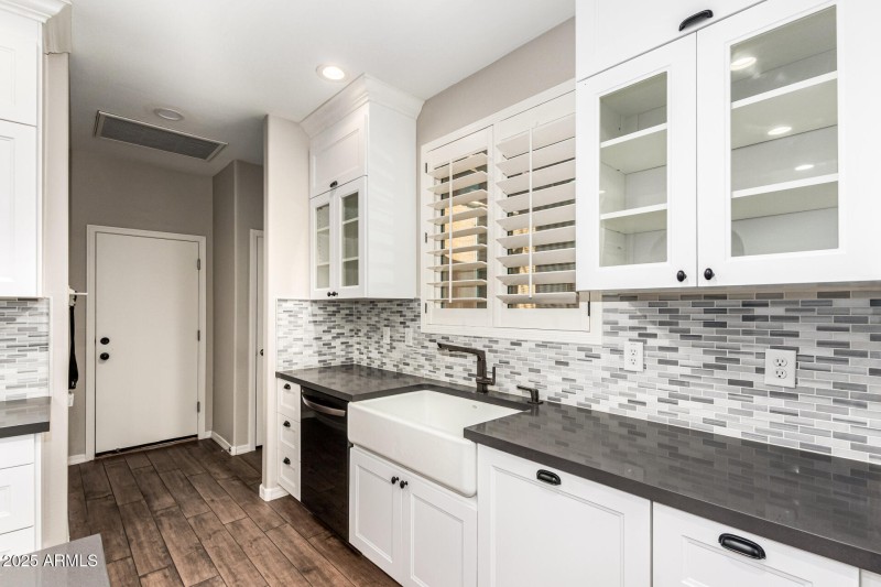 Kitchen 4