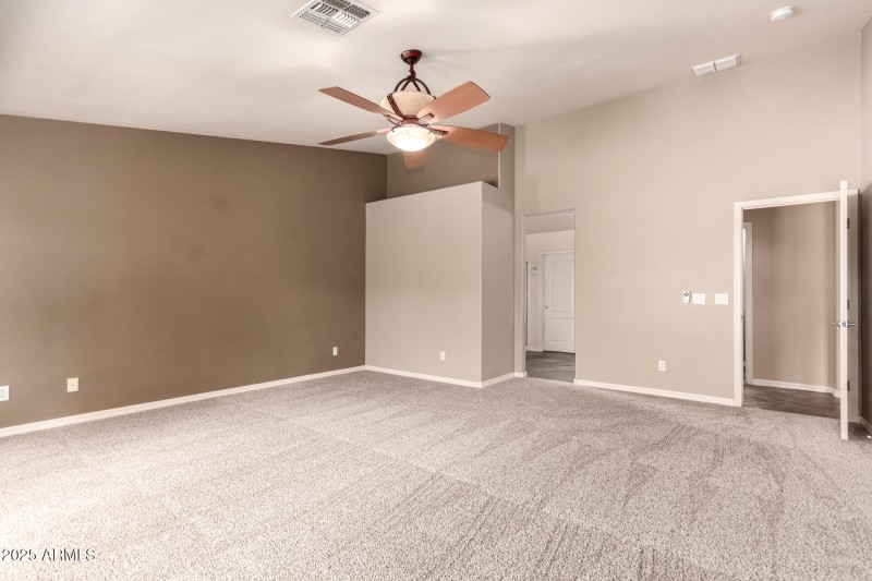 Huge Owner's Suite