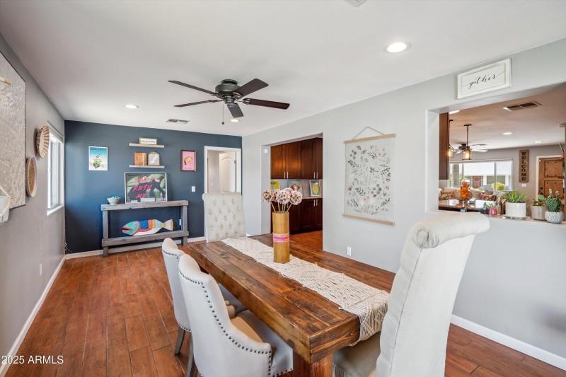 Dining Area towards Guest 2 Entry