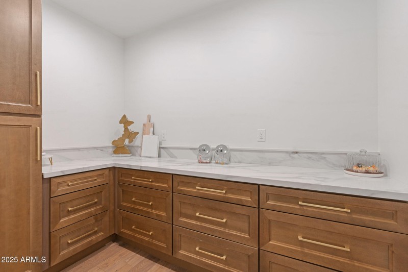 BUTLERS PANTRY