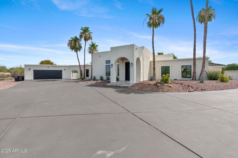 ELEVATION TO GARAGE