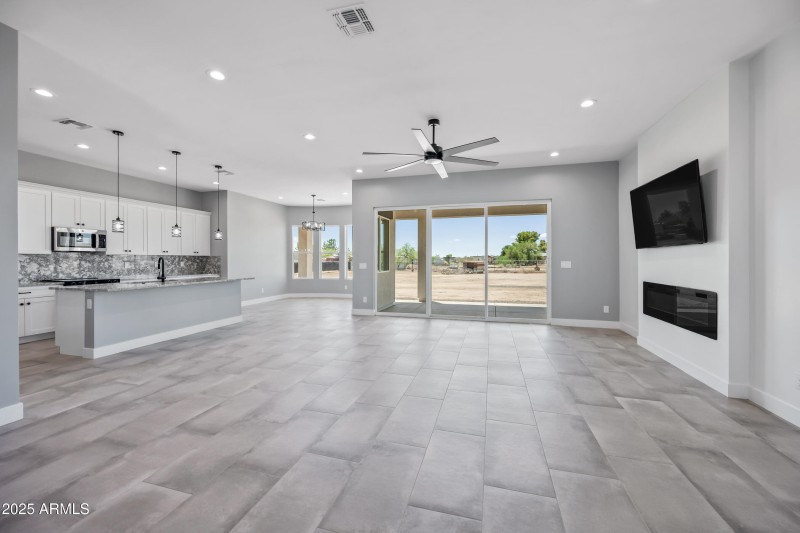 17-29108N205A-ocupix-OSEQ