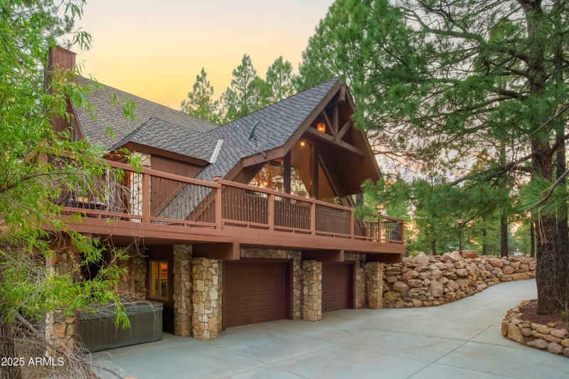 4 plus Garage