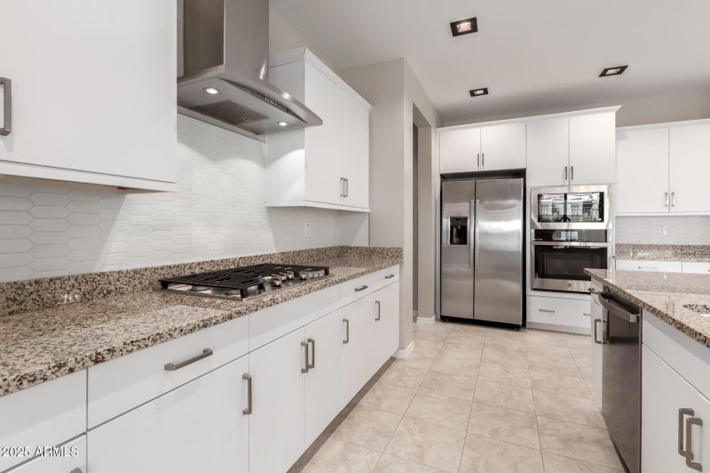 5 burner gas GE Profile stove