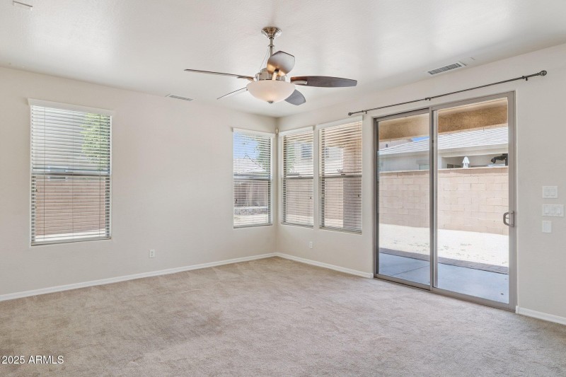 11-web-or-mls-3452-w-florimond-rd