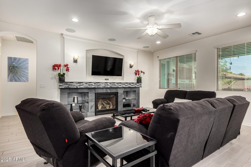 08 Living Room