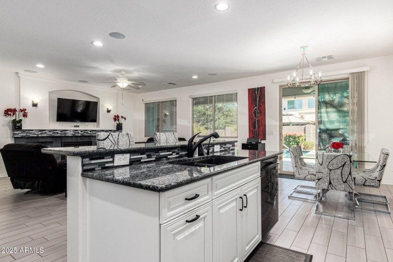 13 Kitchen