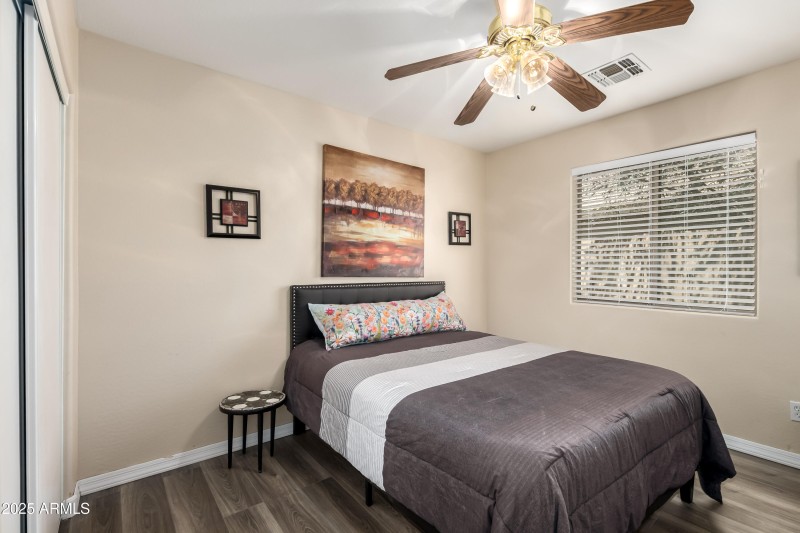 29 Forest Grove