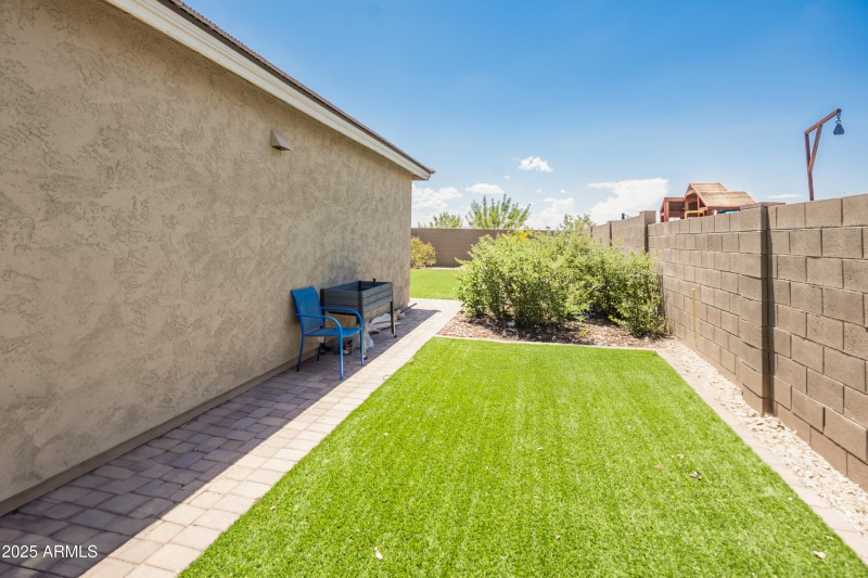 Side yard