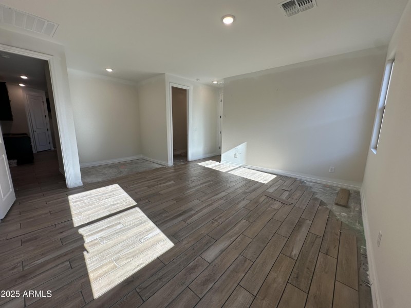 9 - Guest Retreat