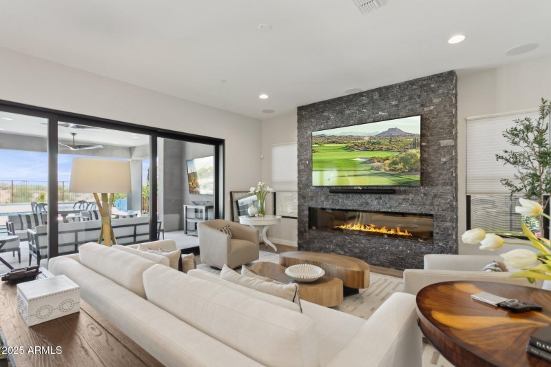 12-web-or-mls-13020-e-de-la-o-rd