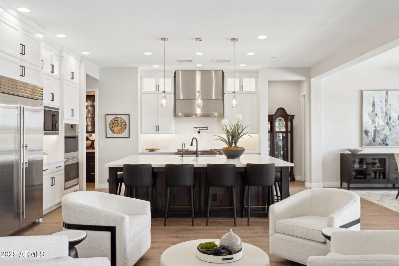 16-web-or-mls-13020-e-de-la-o-rd