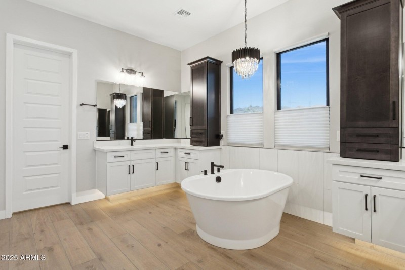 28-web-or-mls-13020-e-de-la-o-rd