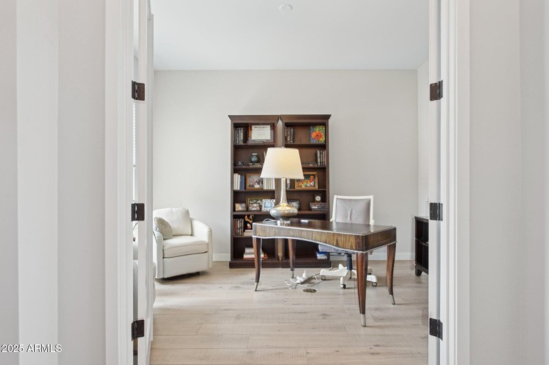 32-web-or-mls-13020-e-de-la-o-rd