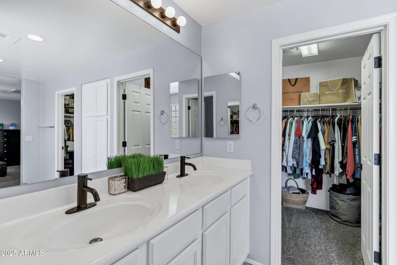 Owner's Suite Bathroom
