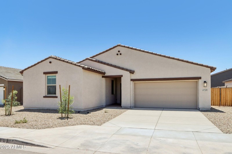 4-web-or-mls-W Pecan Wds-S1907-004