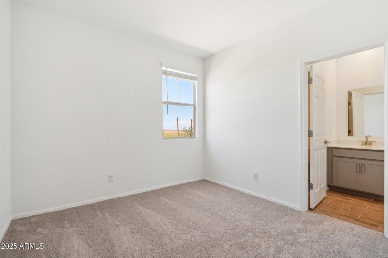 34-web-or-mls-W Pecan Wds-S1907-034