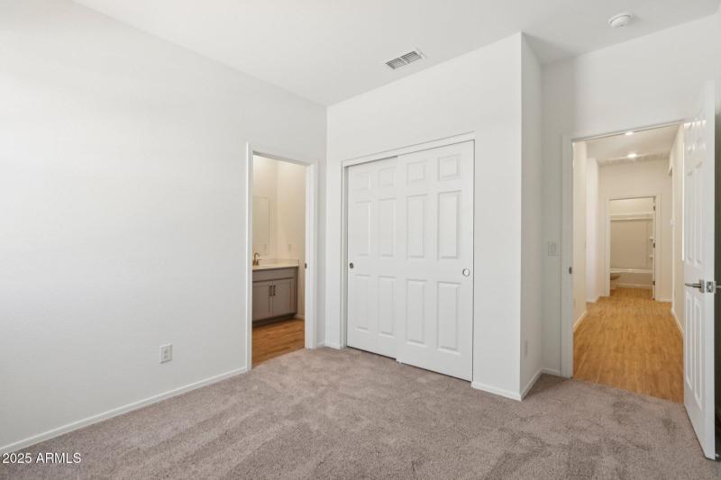 35-web-or-mls-W Pecan Wds-S1907-035
