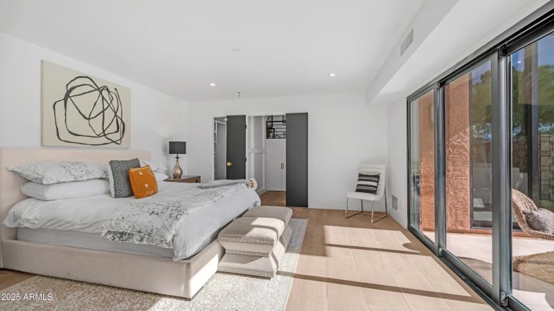 4434 E Camelback Rd Unit 128 reshoot (23