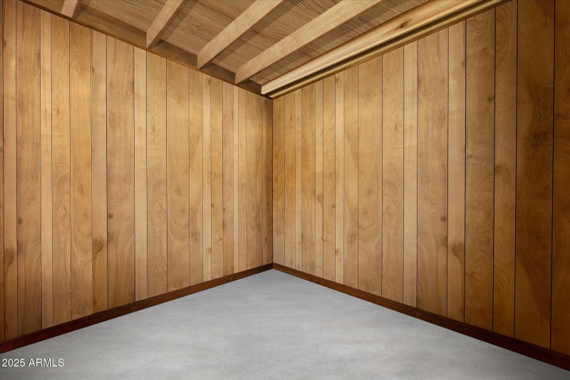 Detached storage