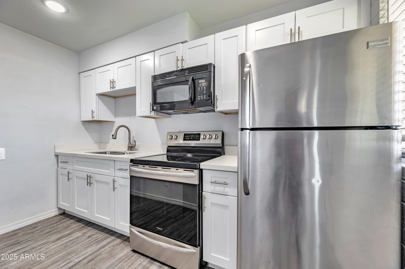 Unit 4 Kitchen