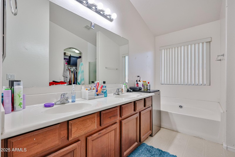 Master bath 1