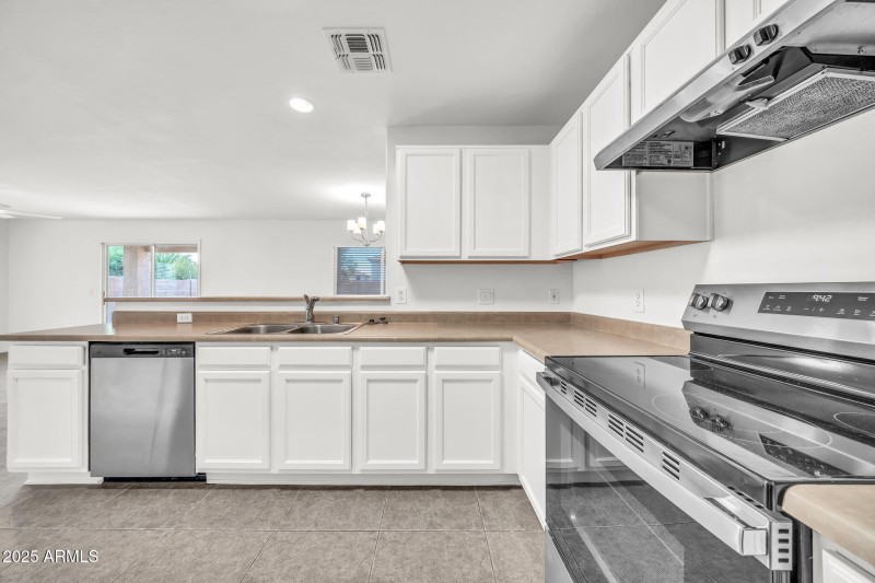 Kitchen 2