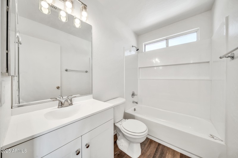 Upstairs Full Bath