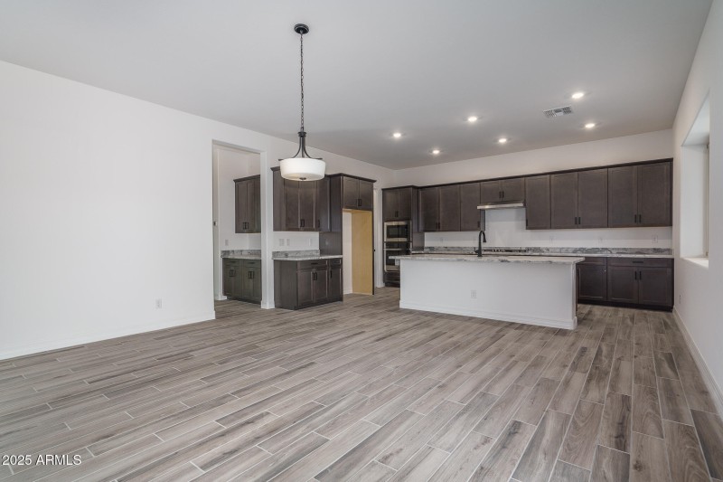 6) DINING TO KITCHEN - Copy