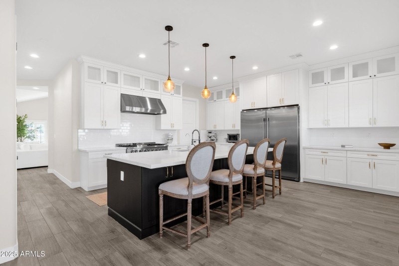 22-web-or-mls-856-w-quail-cir