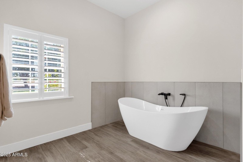 38-web-or-mls-856-w-quail-cir