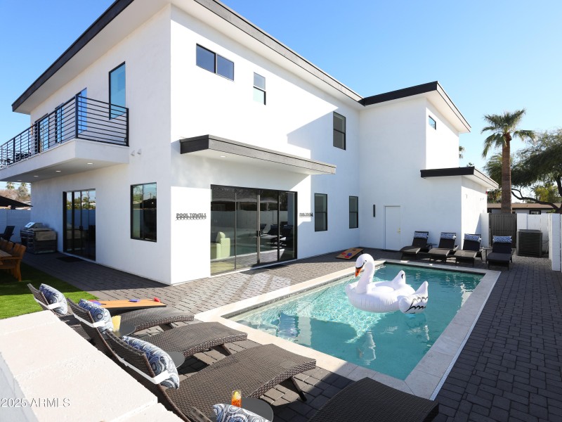 PropertyImageCo_7520EHIghlandAve_WEB_000