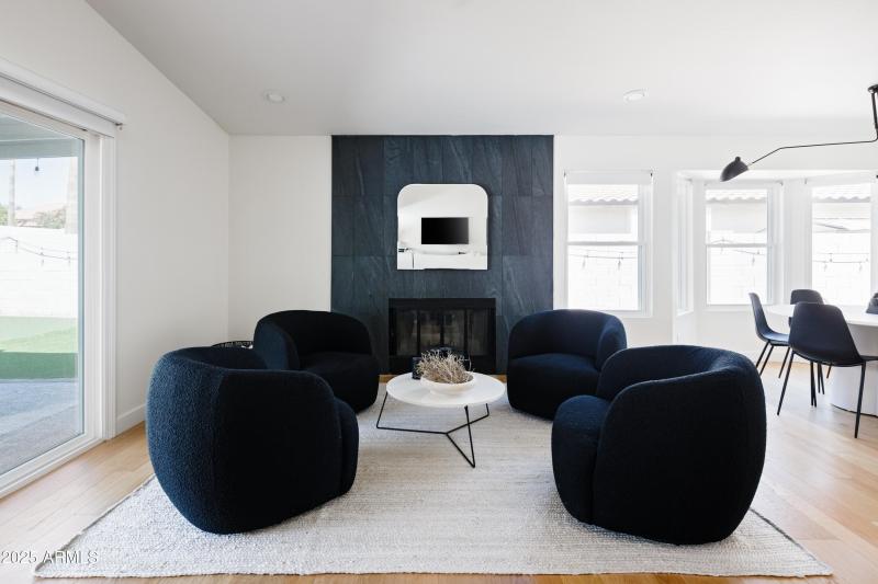 PROPERTYIMAGECO_5502EGrandviewRd_WEB-17