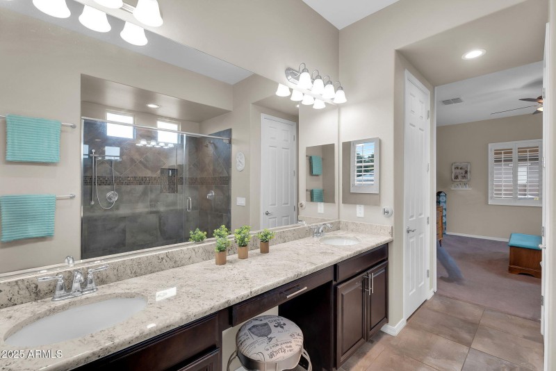 32-web-or-mls-Canary-36